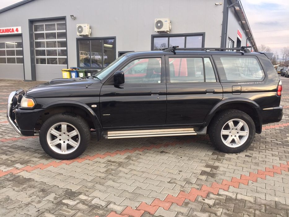 Dezmembrez Mitsubishi Pajero Sport