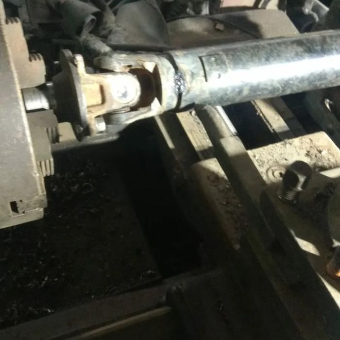 Продам диски, кардан, привода,тяги