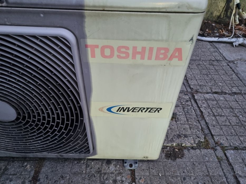 Климатик Toshiba RAS-107SAV-E3 – комплект, напълно работещ