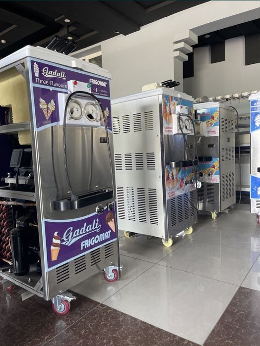 Frezer frigomat muzqaymoq aparat piramoy sikilat dastafka bor
380V kuc