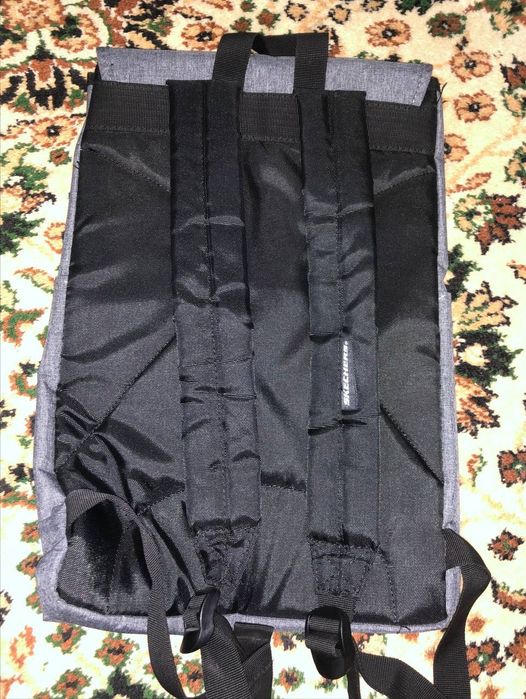 Продаю брендовый качественный рюкзак фирмы Skechers