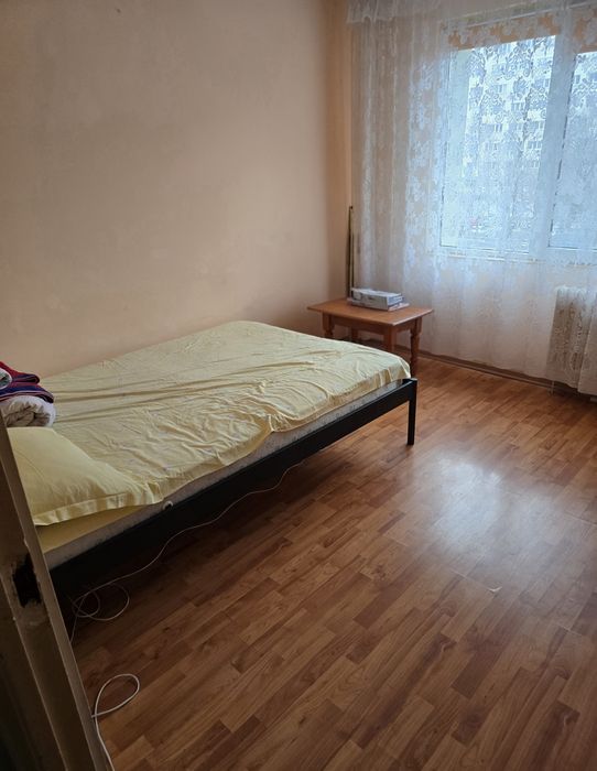 Proprietar vand apartament 2 camere