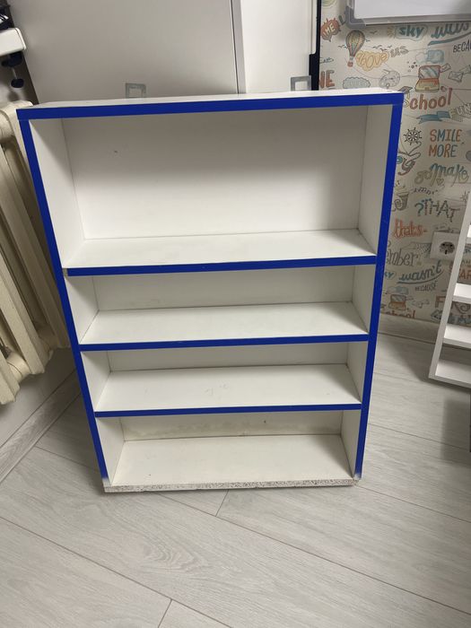 Полки навесные , настенные