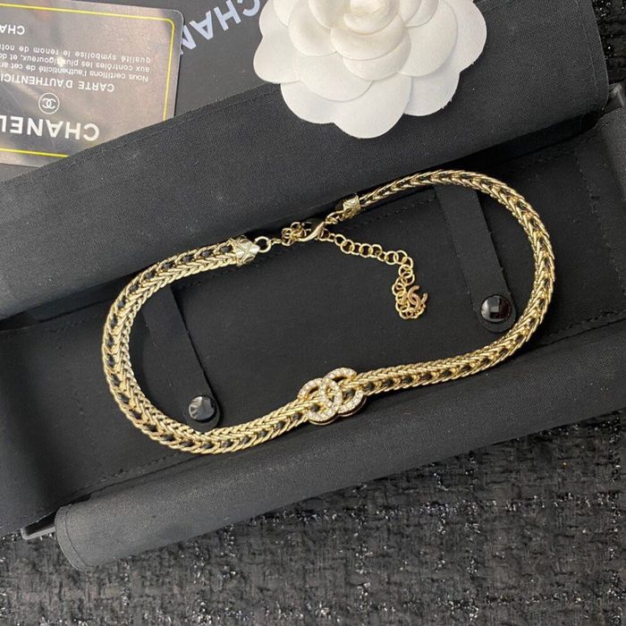 CHANEL дамско колие