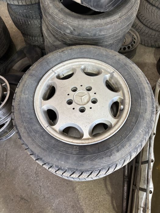 Продам дискы с резинам на мерс