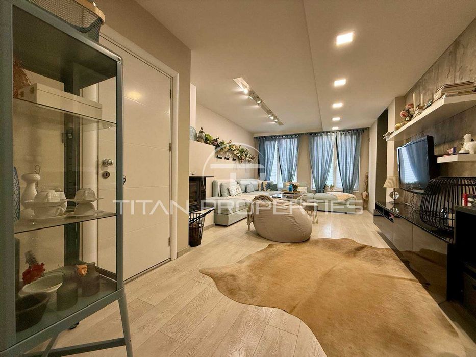 Двуетажна къща Беломорски