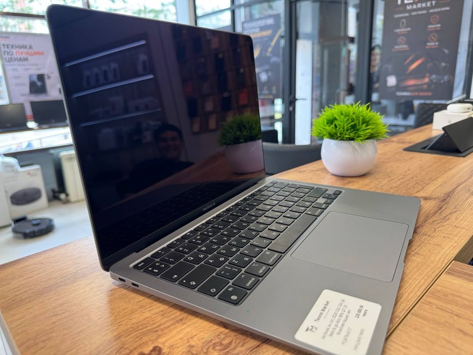 MacBook Air M1 2020