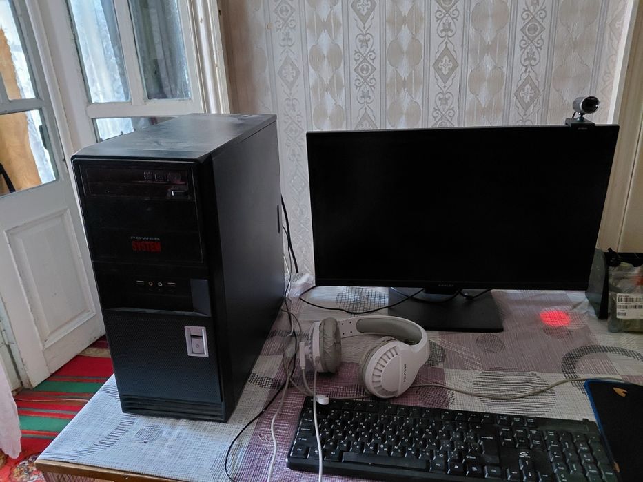 Xeon X3440 | GTX 750 2GB | 32GB RAM | SSD 512GB | Komplekt 24" Monitor