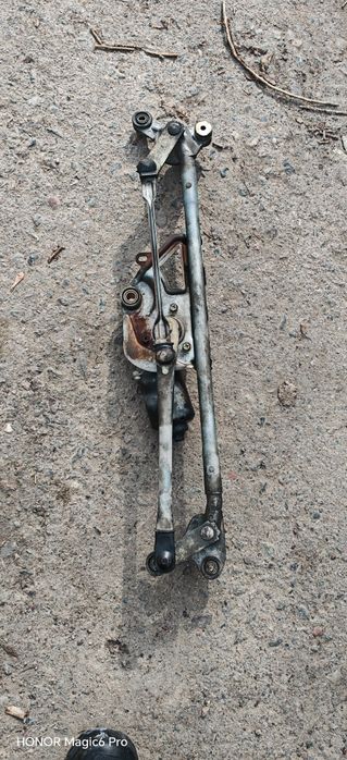 Стеклоочиститель тоиота