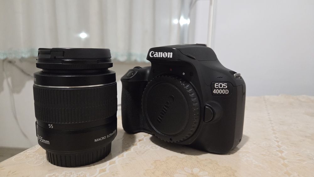 Продам  Canon eos 4000d