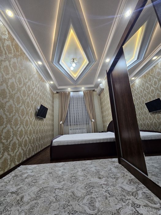 Вокзал-Саодат 2х комнатная 2 этаж