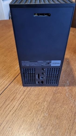 Всичко от снимките налично + игри