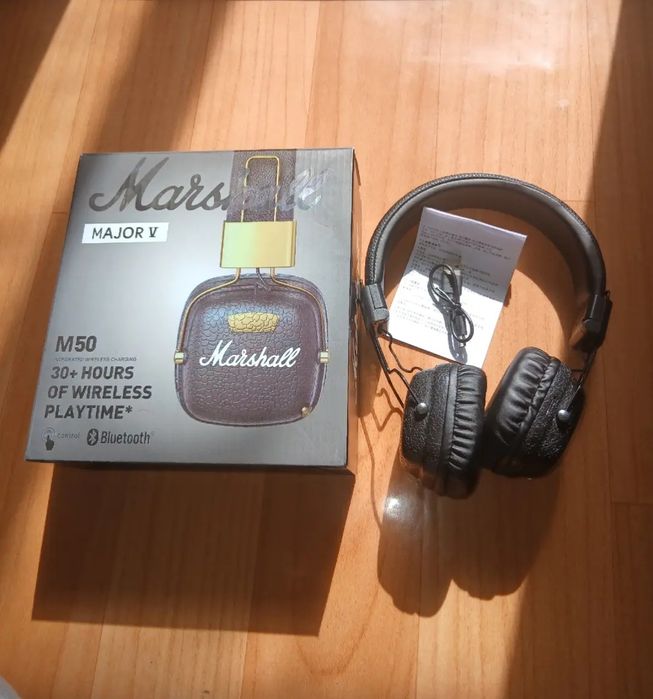 Наушники Marshall Bluetooth, срочно продам