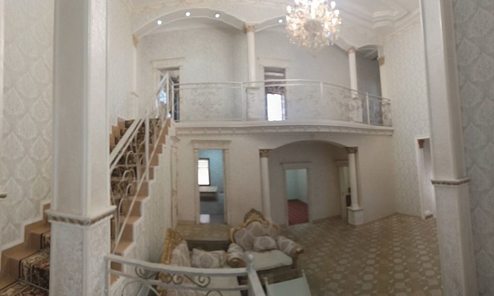 Srochna skidkada. Pobedada 2qavatli  uy sotiladi. Toshmi postdan õtgan