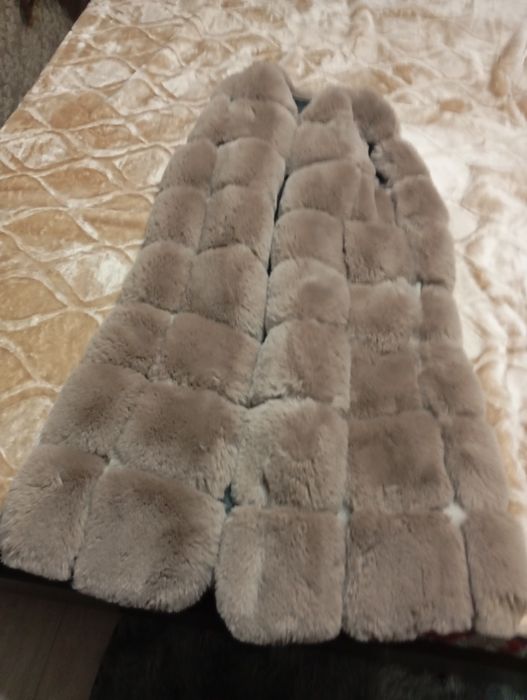 Меховая безрукавка