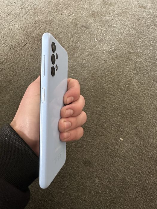 Samsung A13 holati yaxwi