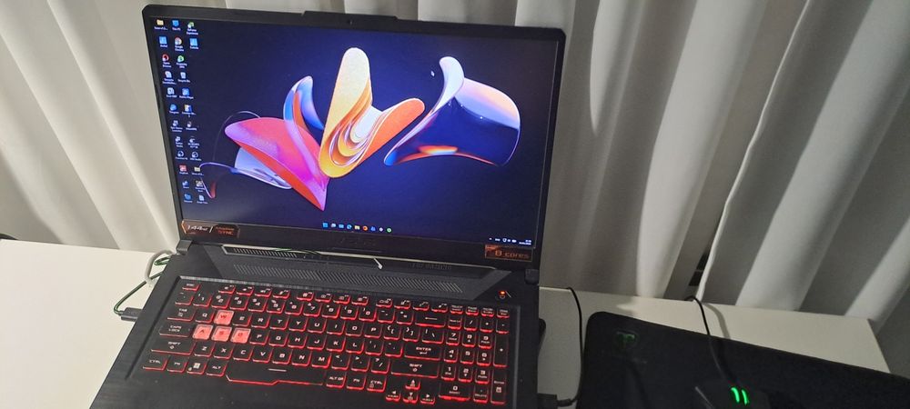 Laptop gaming asus