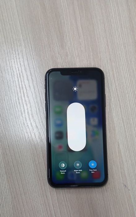 iPhone 11 Black в хорошем состоянии