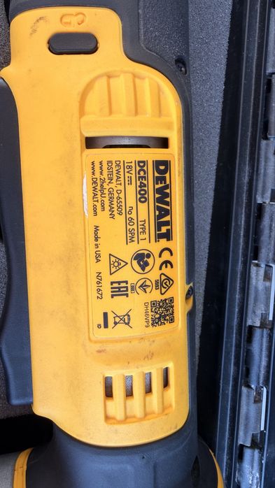 Vând aparat de expandat țevi Dewalt DCE 400 D2