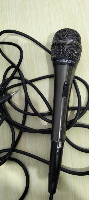 продам новый Микрофон LG