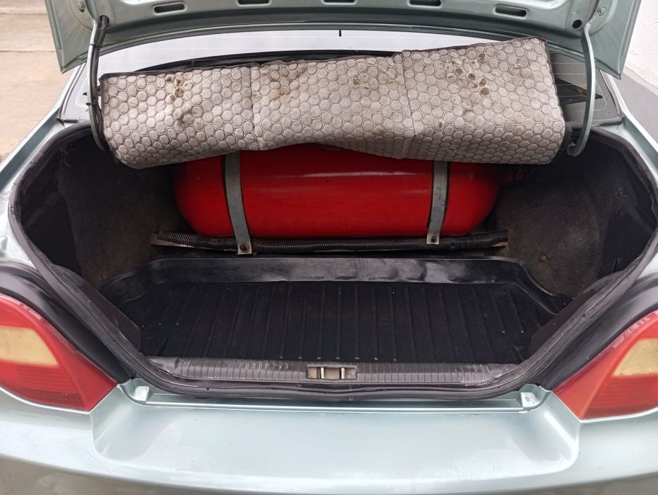 Nexia 2, 1.6, konditsionerli. Нексия 2, 1.6, с кондиционером