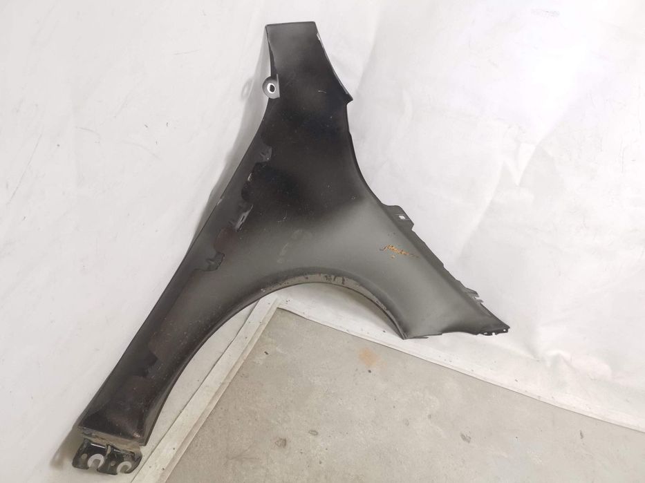 Aripa Fata Stanga Mercedes-Benz  CLA-Class C118 2019 2020 2021 2022 Or