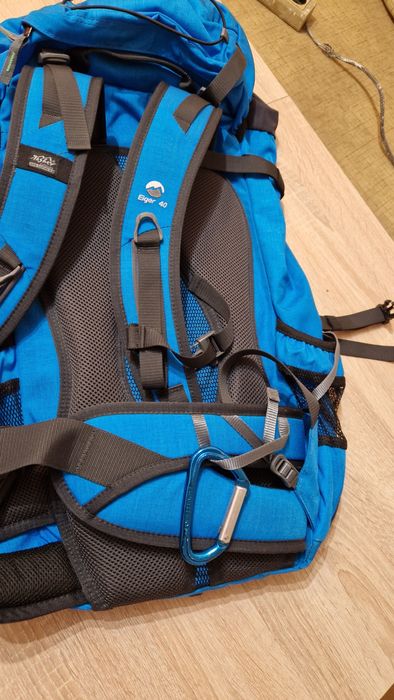 Катерачна раница Ташев Eiger40