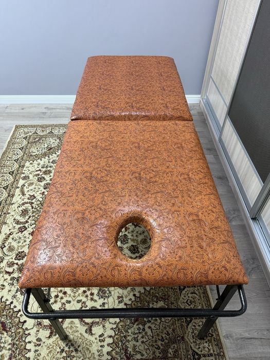 Кушетка массажная