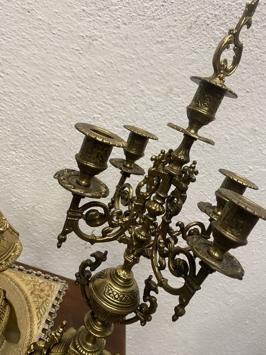 Френски каминен часовник от масивен месинг бароков часовник