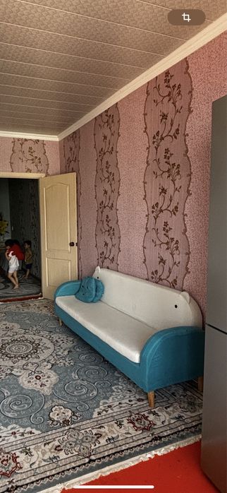 Диван шағын жіңішке