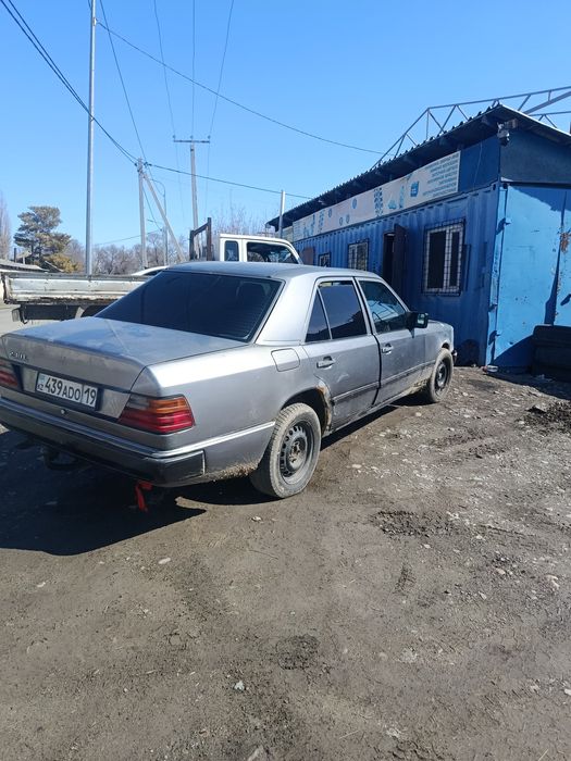 Мерседес бенс е230