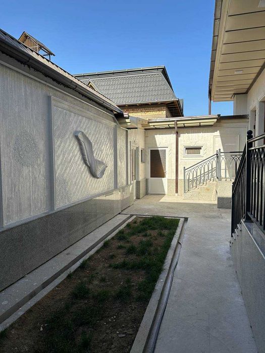 Продается Дом  Дормон центр №76 Жамила