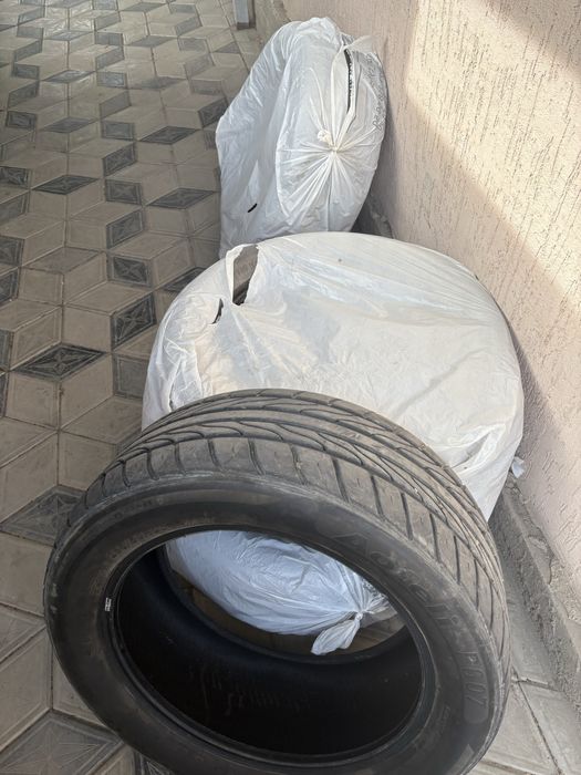 Автошины 285/50R20
