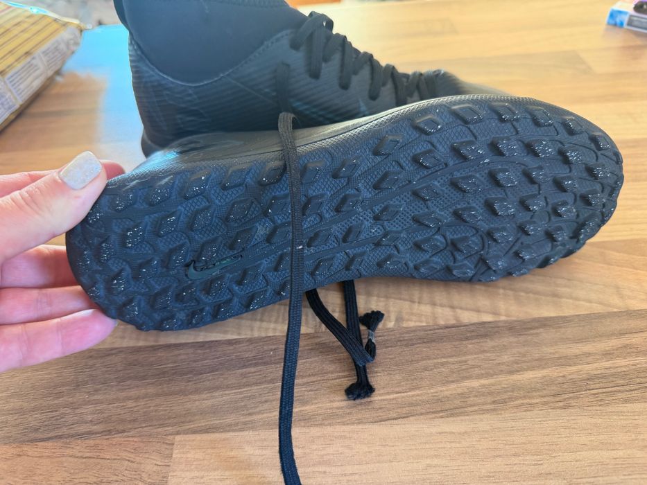 Футболни стоножки