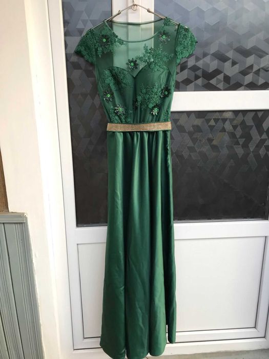 Rochie eleganta lunga (banchet, majorat, nunta, botez)