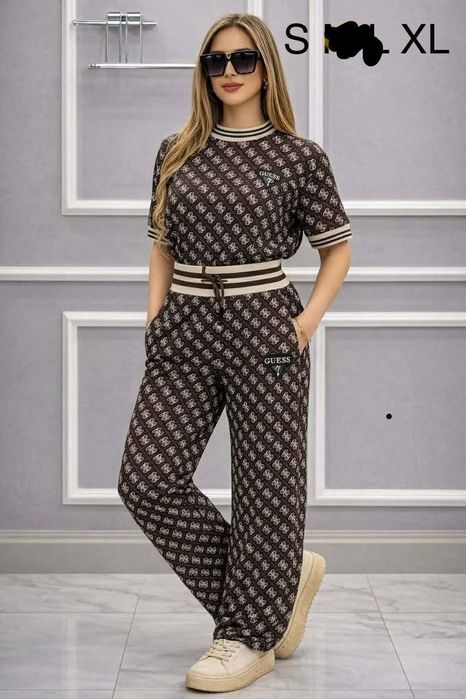 Set sau separat 170 lei cel de dama 150 lei pentru  fetite.