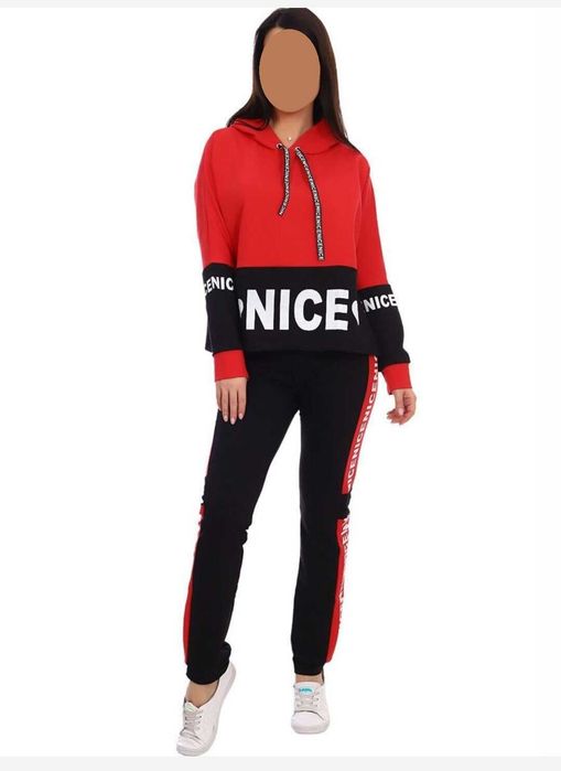 2 спортивных костюма