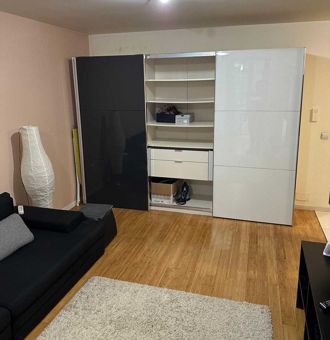 Dulap dressing cu 3 usi glisante cu față de sticlă (304x225x65)