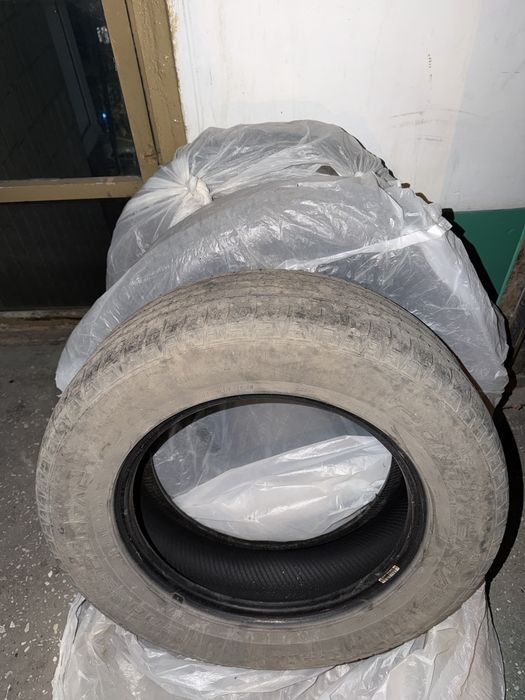 Продам летние резины комплект