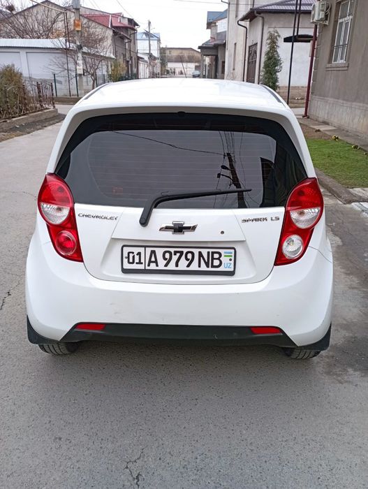 Продаю автомобиль Спарк 201 из без5 года выпуска