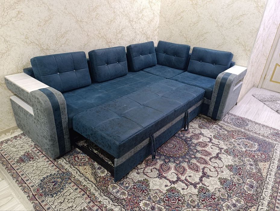 Продаётся диван-уголок