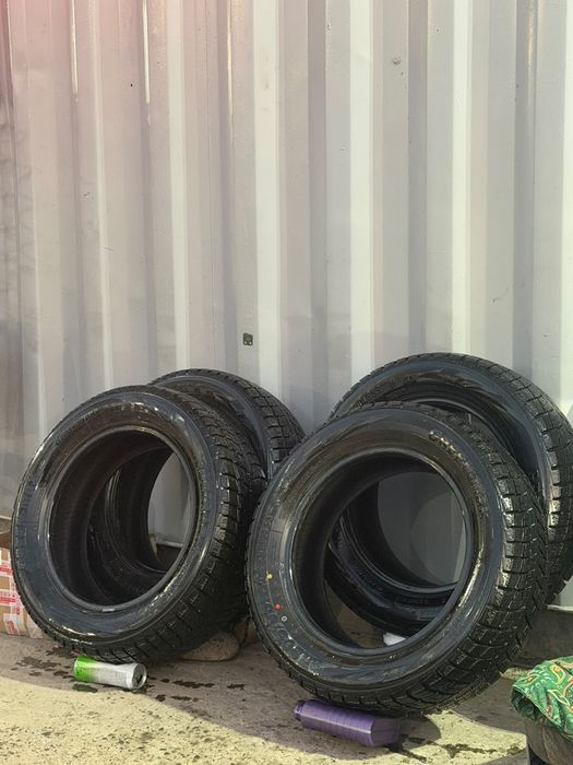 Продам шины 205/60R16