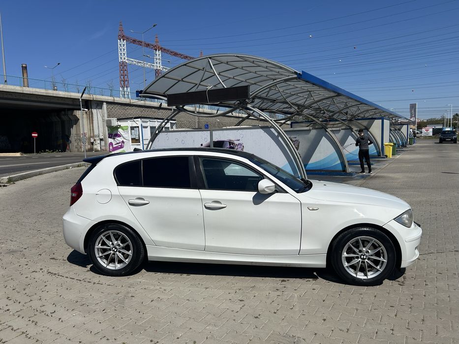 BMW 1 Series 2010 — imagine 5
