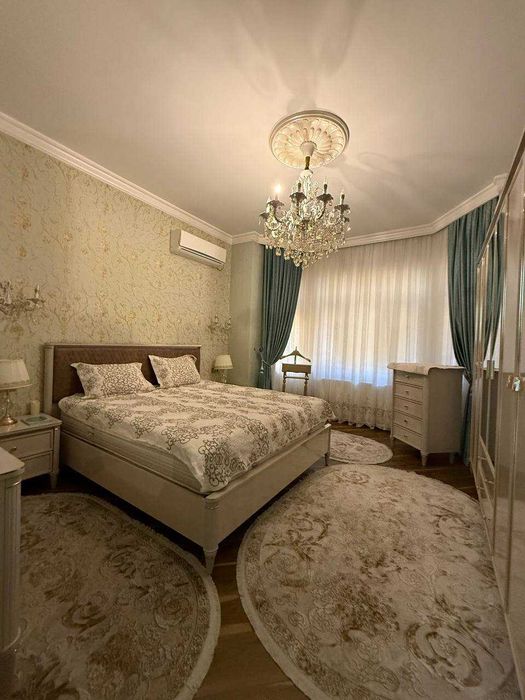 Яккасаройский Продается участок 6 сотых  144 школа 12 комната