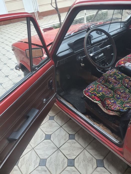 Vaz 21011 , 1979 -йил, кизил (красный)