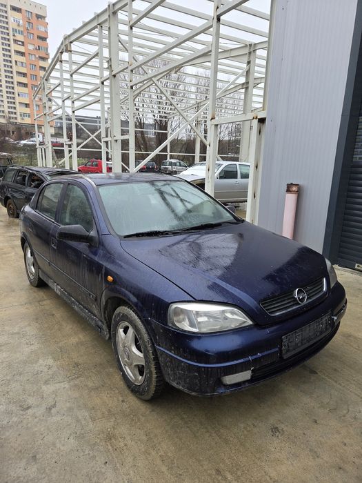 Opel Astra 2.0 DTI (НА ЧАСТИ)
