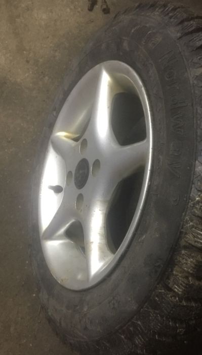 Продам титанку с покрышкой
