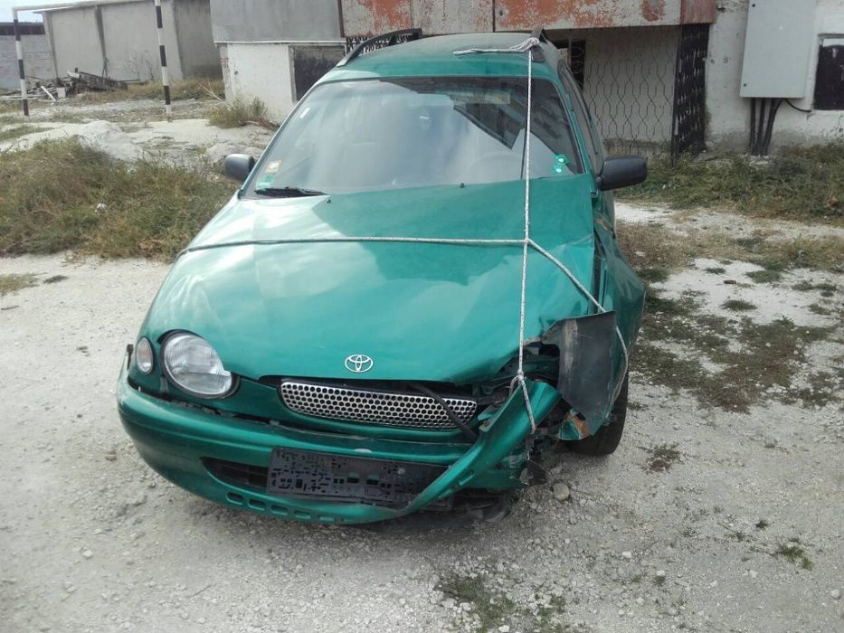 Toyota Corolla 99г. За части