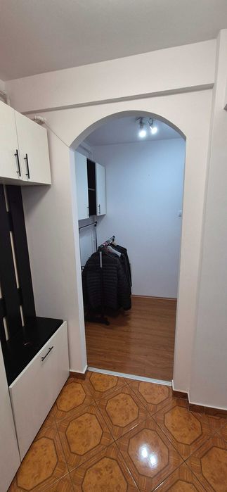 Apartament 1 camera cu loc de parcare de inchiriat-Tudor