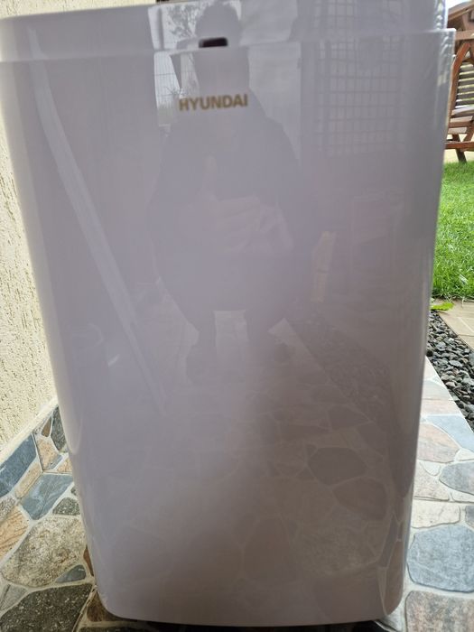 Aer conditionat portabil Hyundai